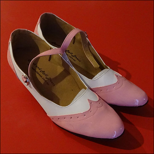 Ladies pink and white dance shoes - 45mm heel - size 4 - 12.5