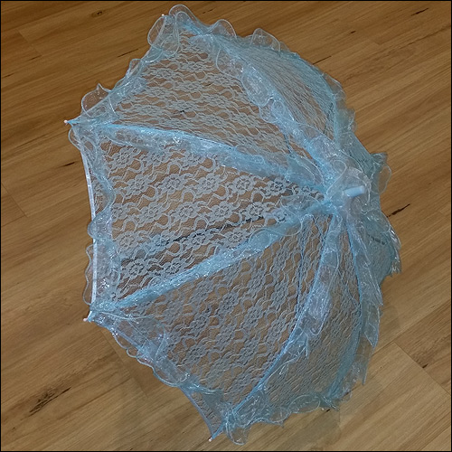 Blue ruffle lace parasol