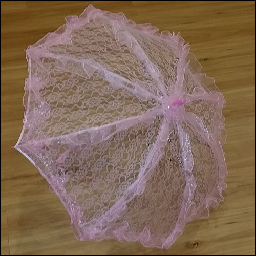 Pink ruffle lace parasol